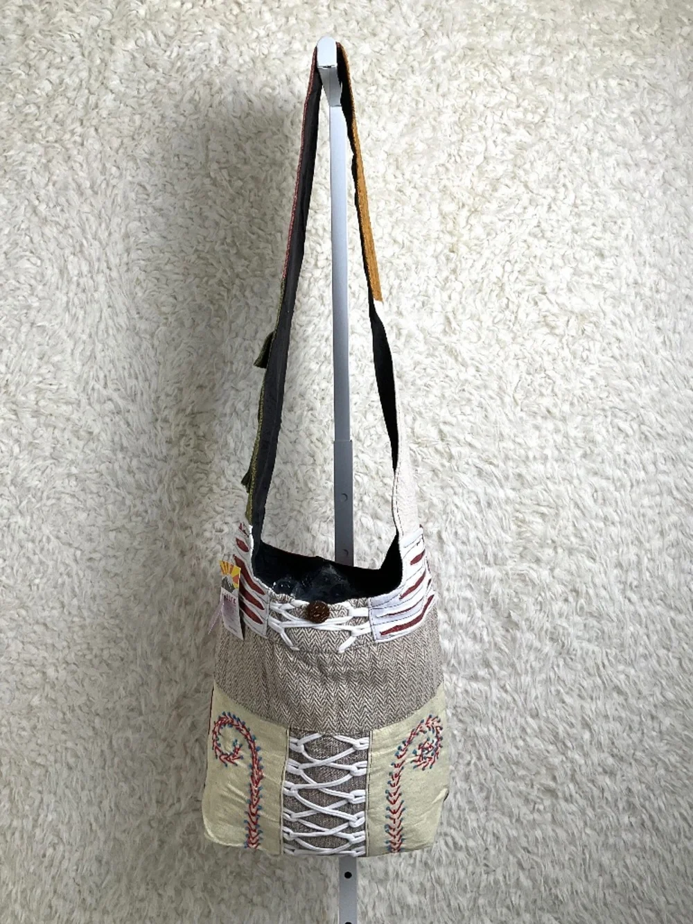 HIMALAYAN HOBO-STYLE WOMEN'S CROSSBODY/SLING PURSE~NWT!